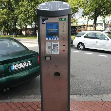 Byt Blizko Centra A Nadrazi Lejlighed *